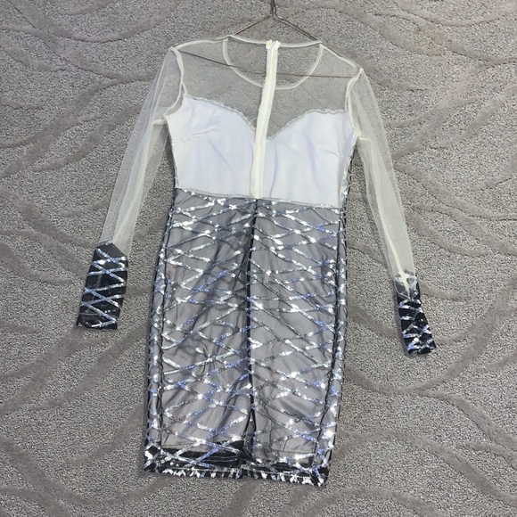 Dress - Picture 2 of 2